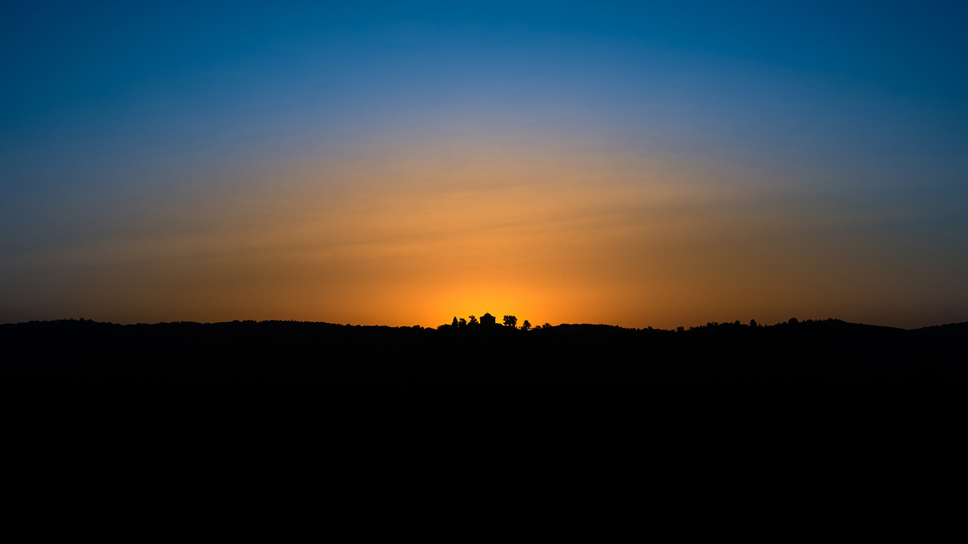 Sonnenaufgang Grabkapelle auf dem Rotenberg