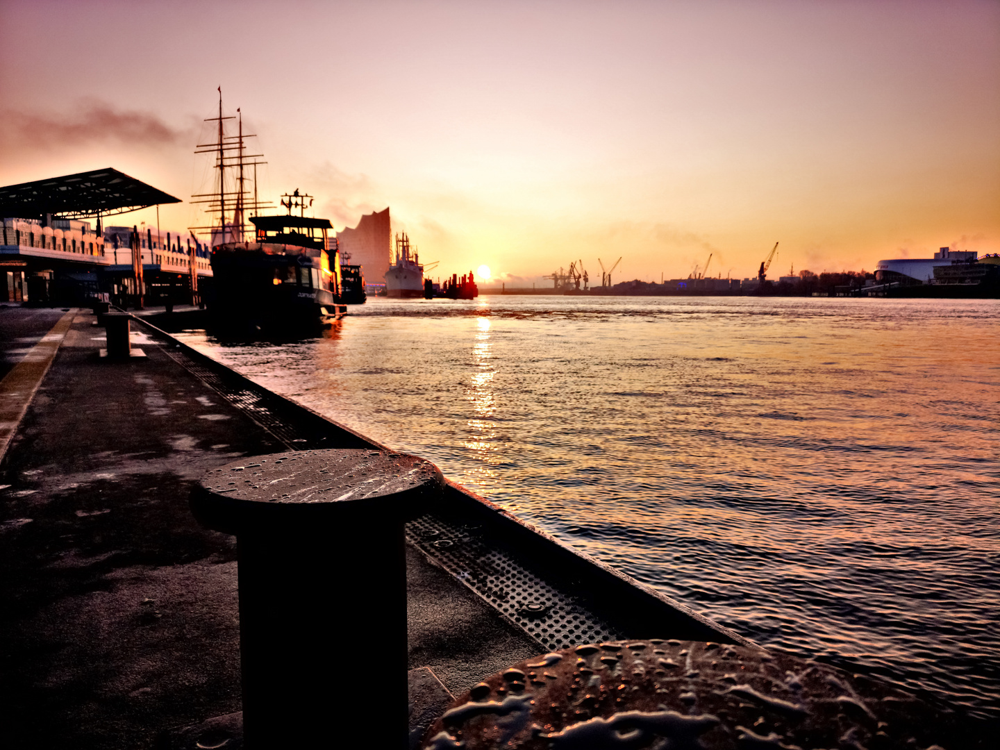 Sonnenaufgang Hamburg 