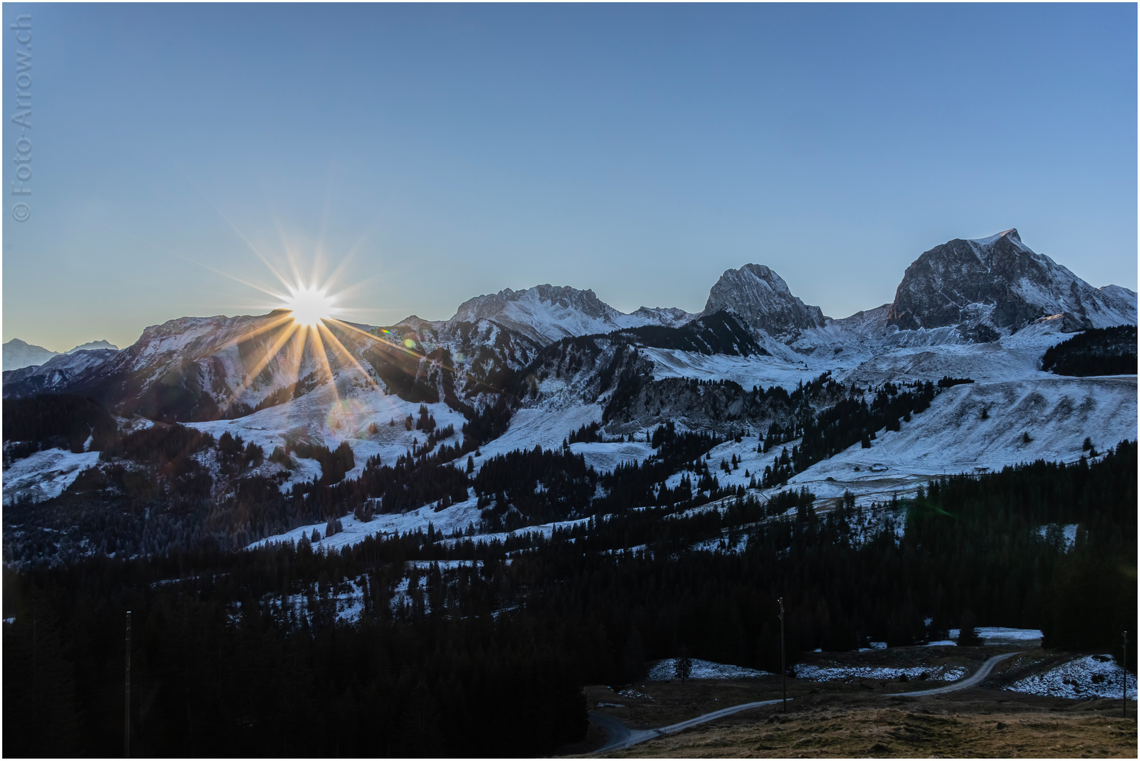 Sonnenaufgang heute am letzten Novembertag auf dem Gurnigel.