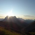 Sonnenaufgang hinter dem Plattkofel (Dolomiten)