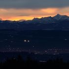 Sonnenaufgang hinter den Alpen