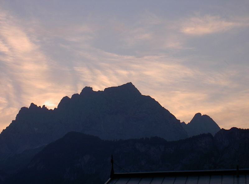 Sonnenaufgang hinterm Wilden Kaiser