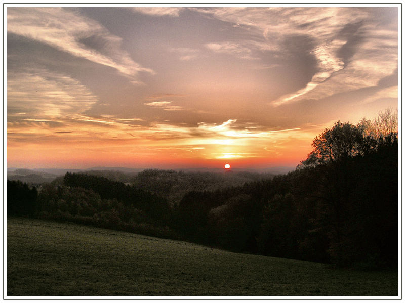 Sonnenaufgang im Bergischen Land