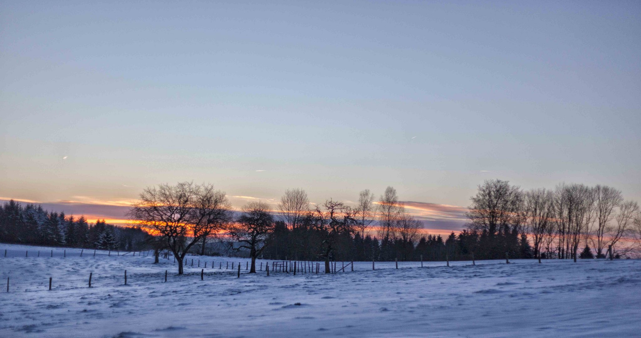 Sonnenaufgang im bergischen Land