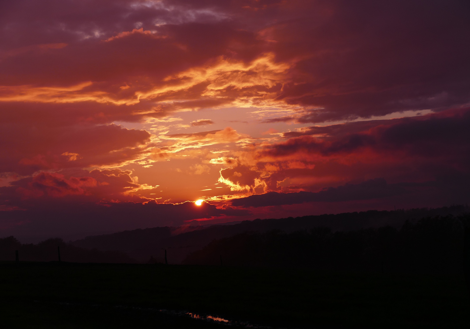 Sonnenaufgang im Bergischen Land II