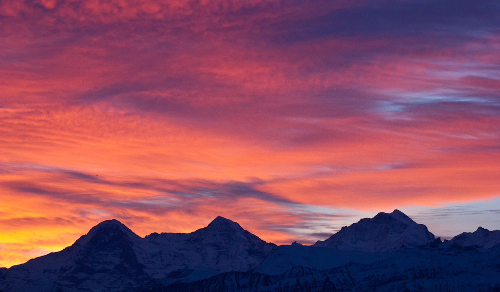 Sonnenaufgang im Berner Oberland