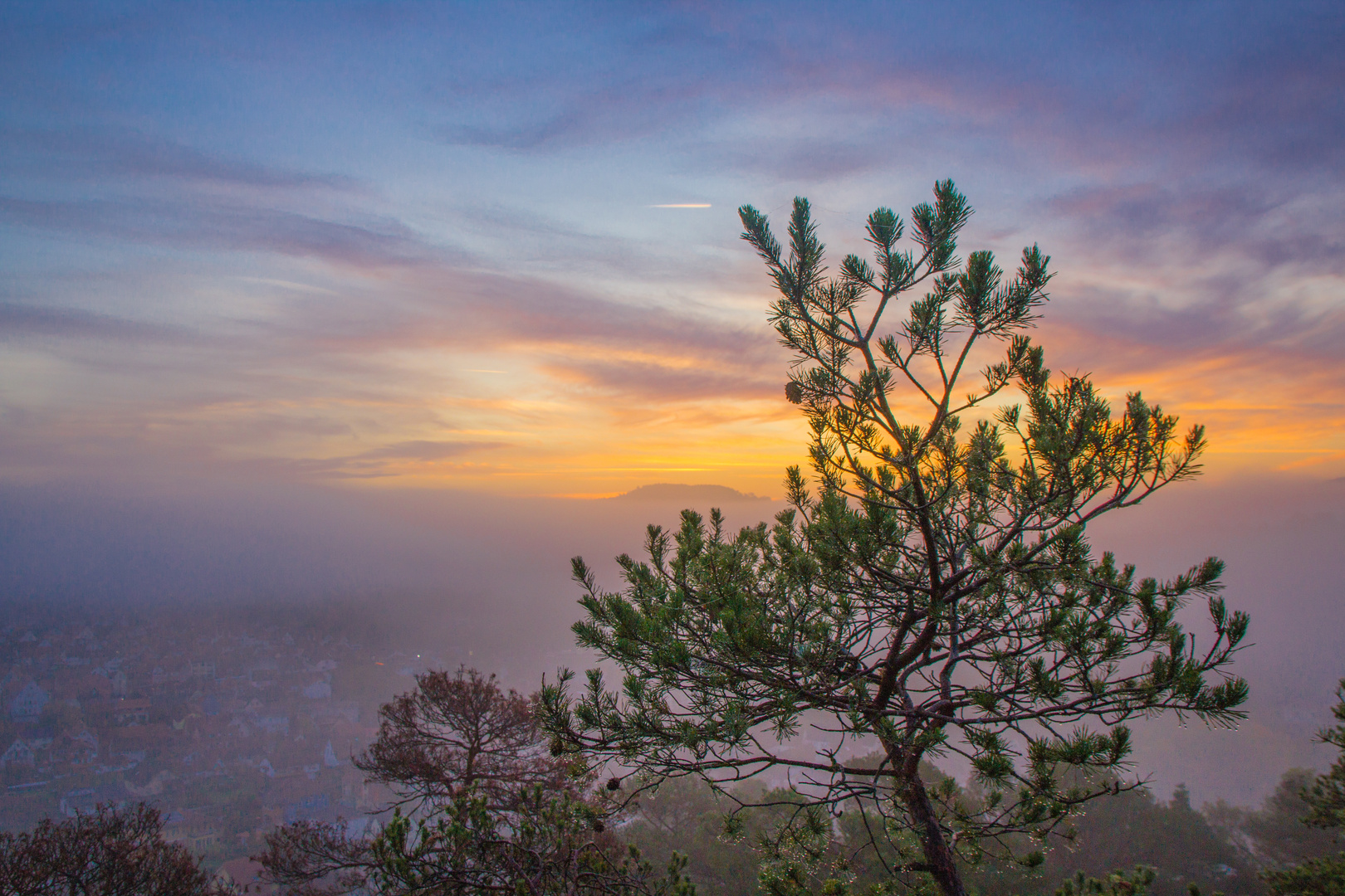 Sonnenaufgang im Dahner Felsenland