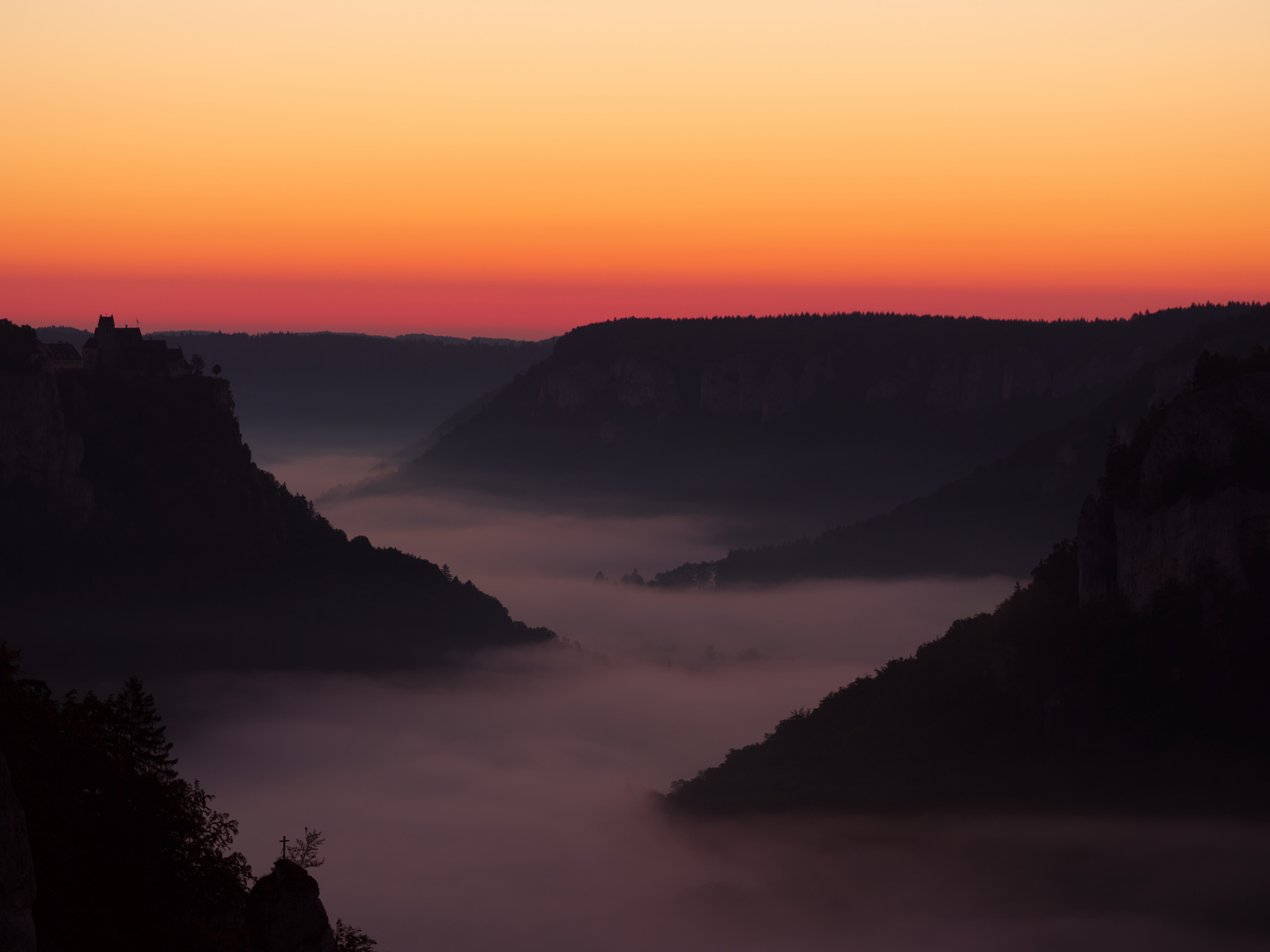 Sonnenaufgang im Donautal