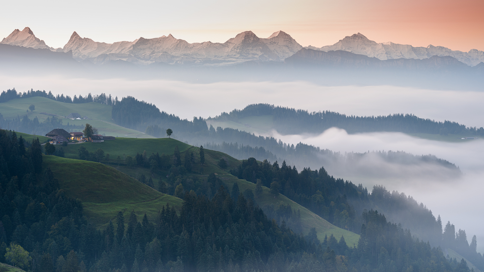 Sonnenaufgang im Emmental