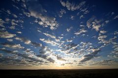 Sonnenaufgang im Etosha NP