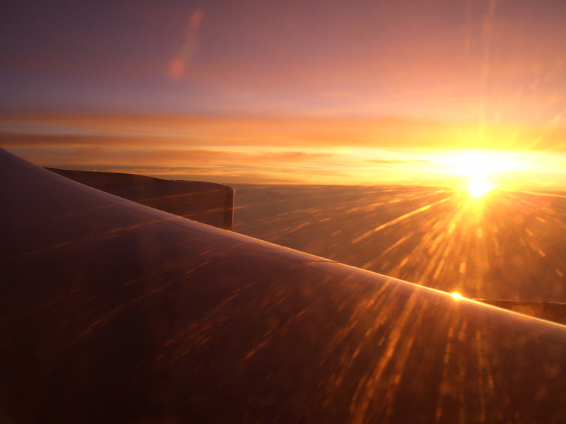Sonnenaufgang im Flieger Richtung Johannesburg
