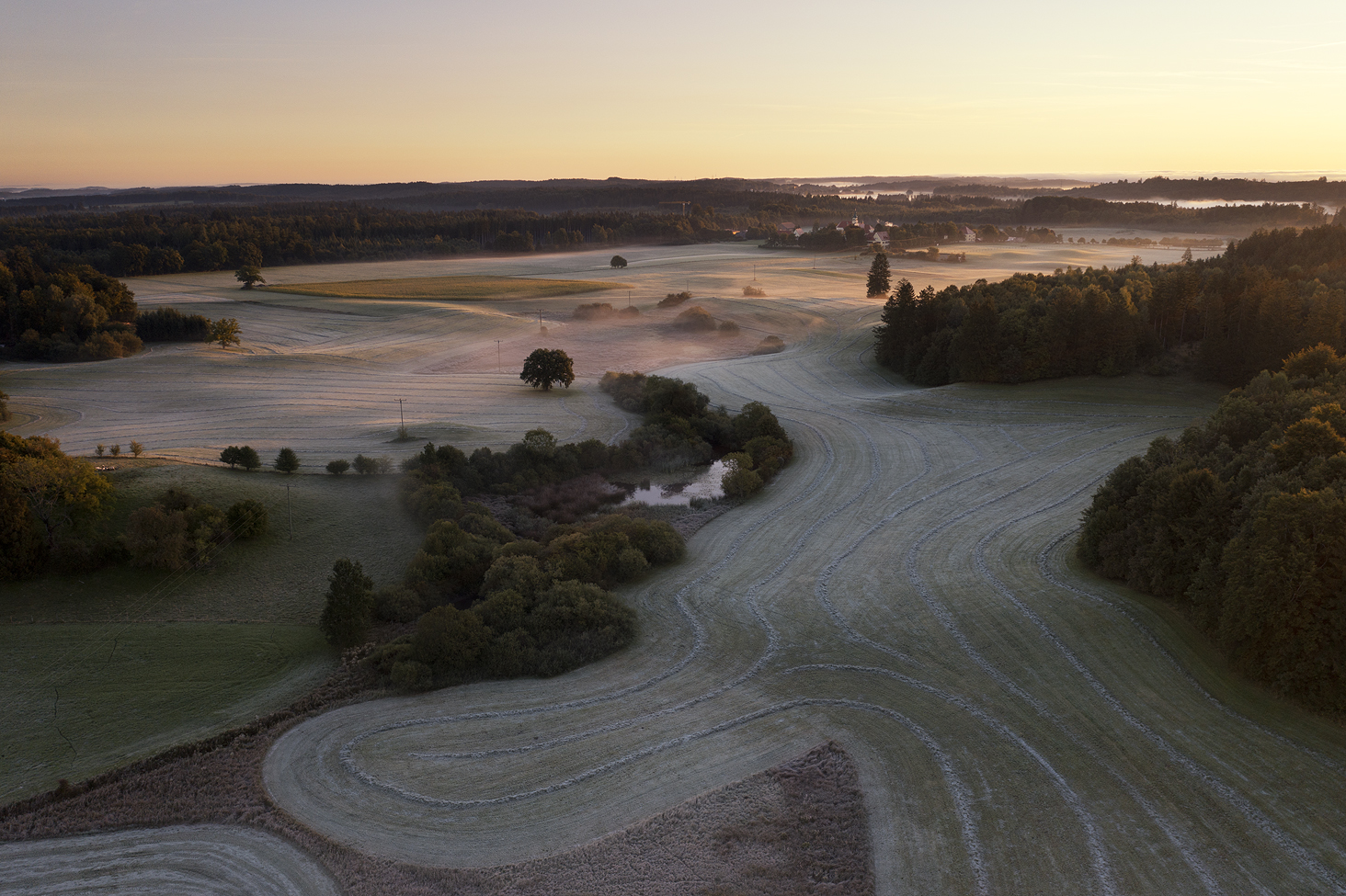 Sonnenaufgang im Fünf-Seen-Land Bayern