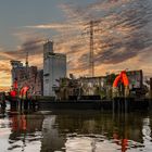 Sonnenaufgang im Hamburger Hafen