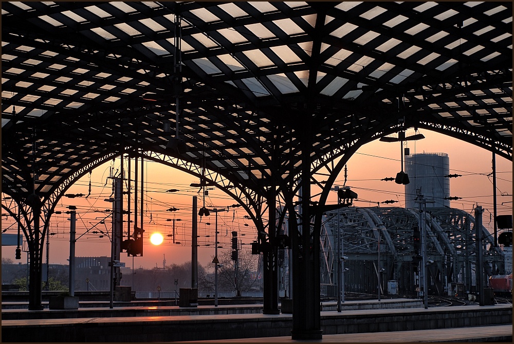 Sonnenaufgang im HBF