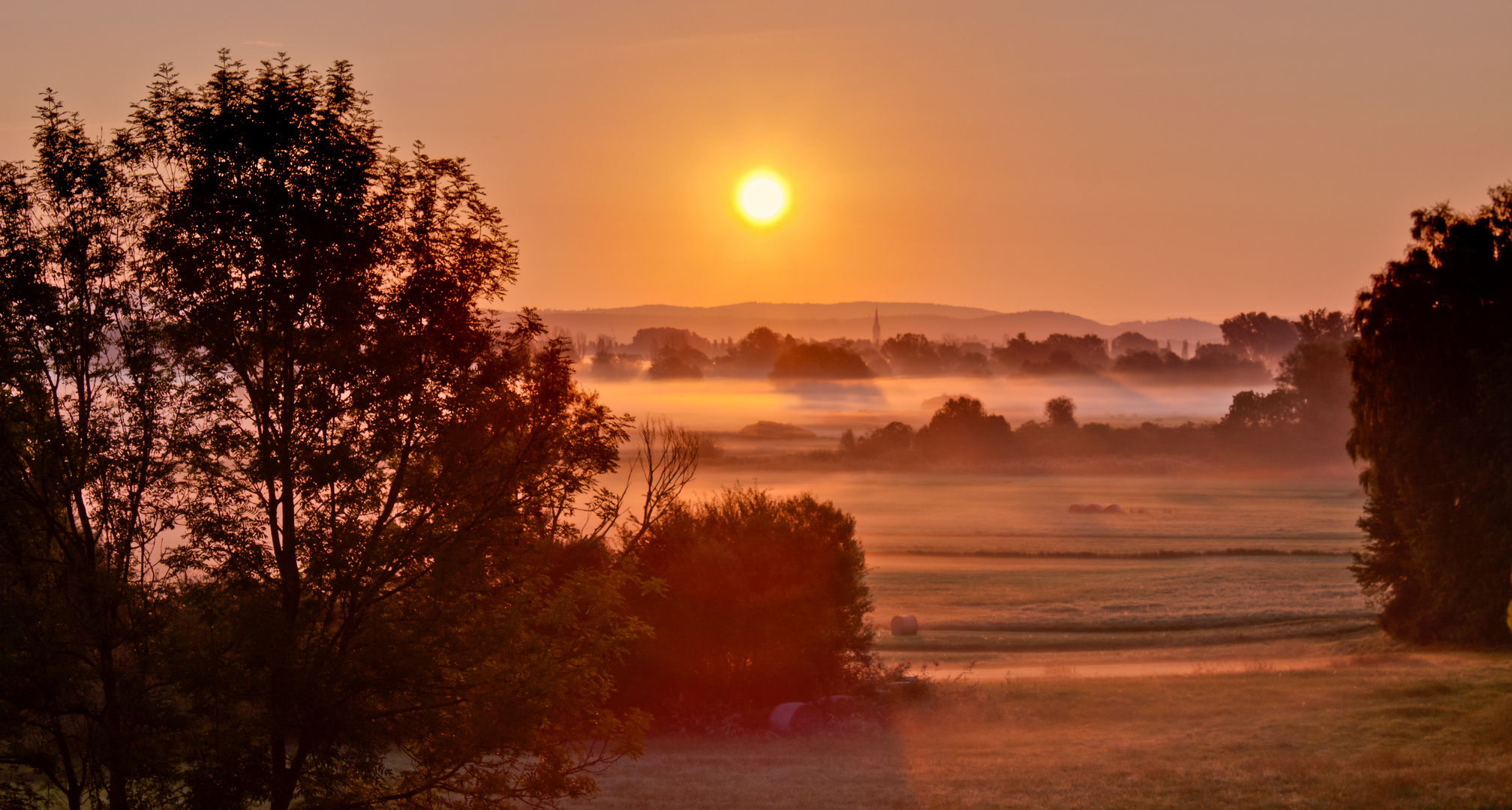 Sonnenaufgang im Hegau