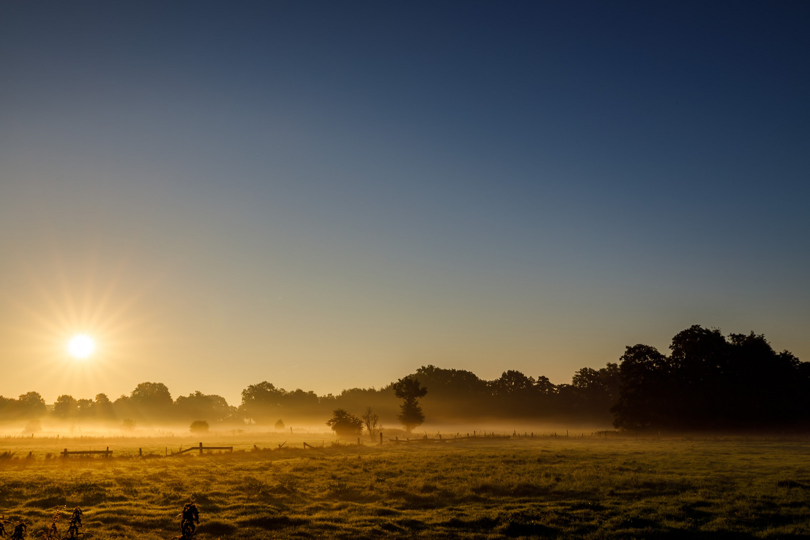 Sonnenaufgang im Herbst