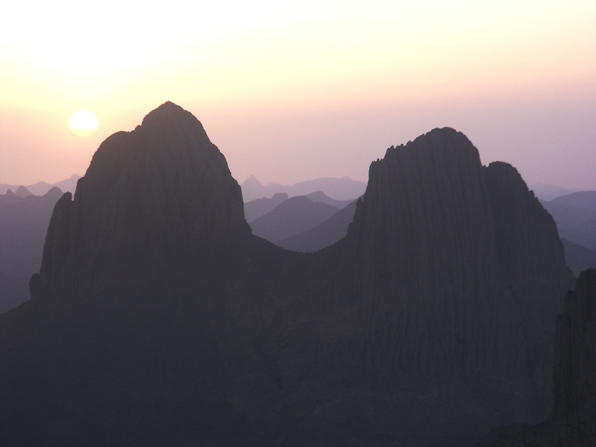 Sonnenaufgang im Hoggar