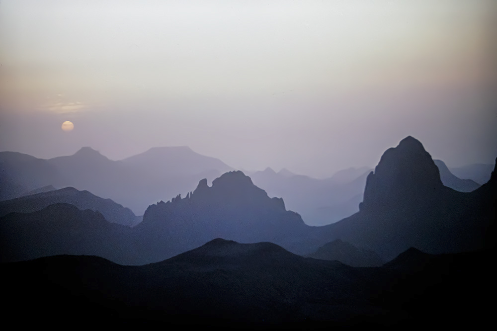 Sonnenaufgang im Hoggar, Teil I