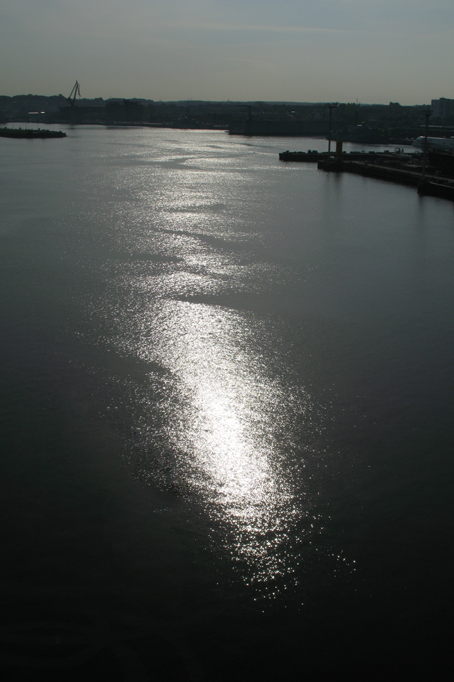 Sonnenaufgang im Kieler Hafen