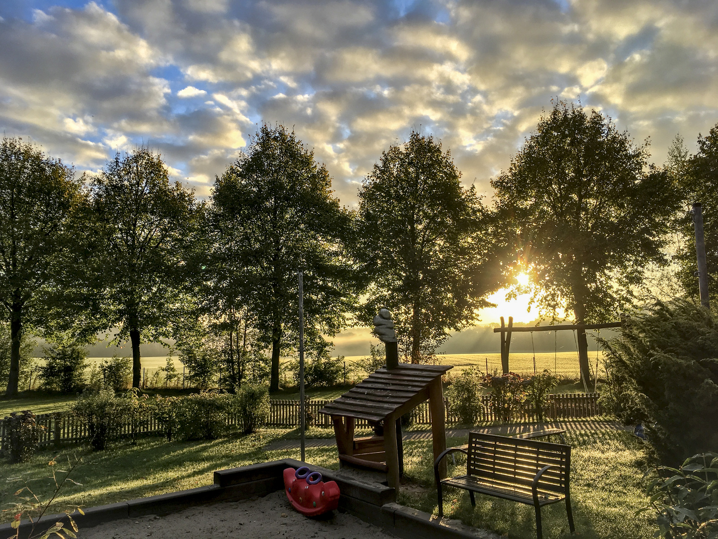 Sonnenaufgang im Kindergarten