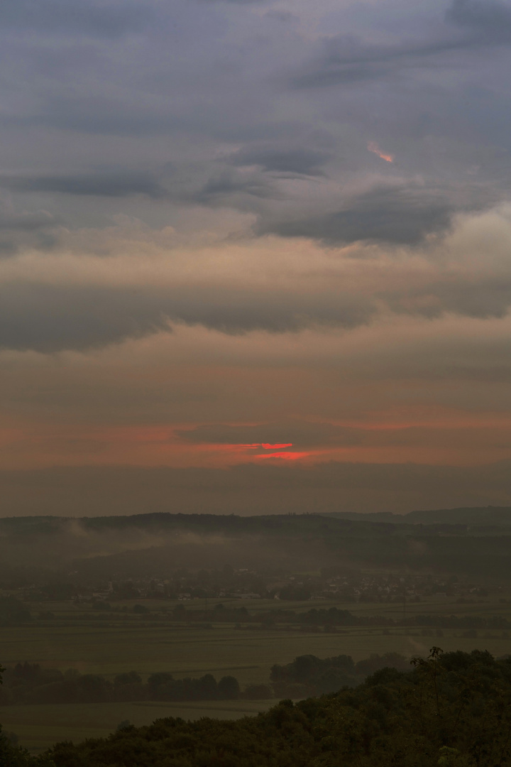 Sonnenaufgang im Lafnitztal 