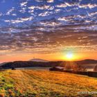 Sonnenaufgang im Land der zwei Burgen