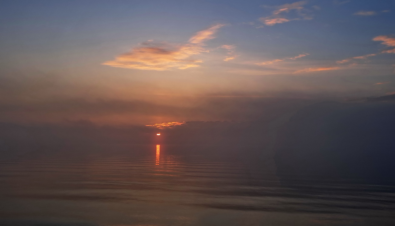 Sonnenaufgang im Nebel