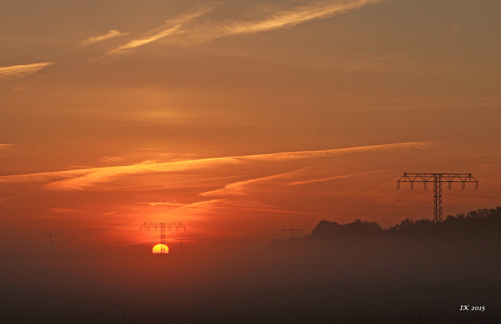 Sonnenaufgang im Nebel