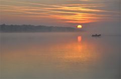 Sonnenaufgang im  NEBEL