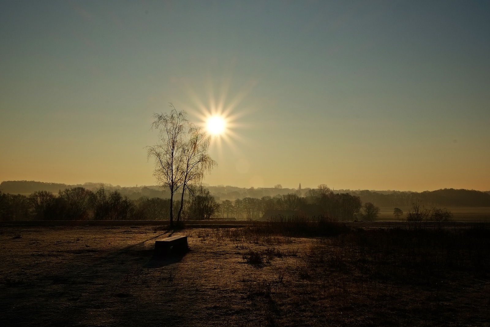 Sonnenaufgang im Nebel