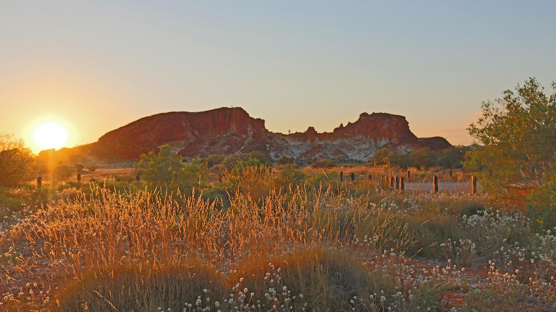 Sonnenaufgang im Rainbow Valley