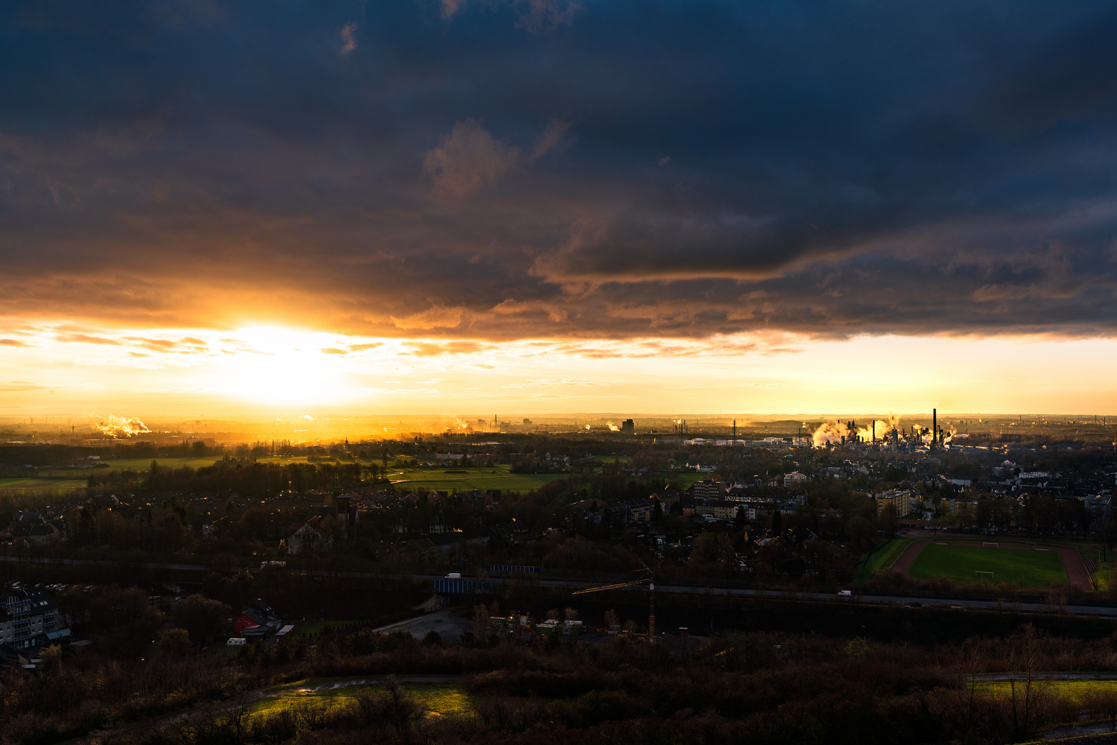 Sonnenaufgang im Ruhrgebiet