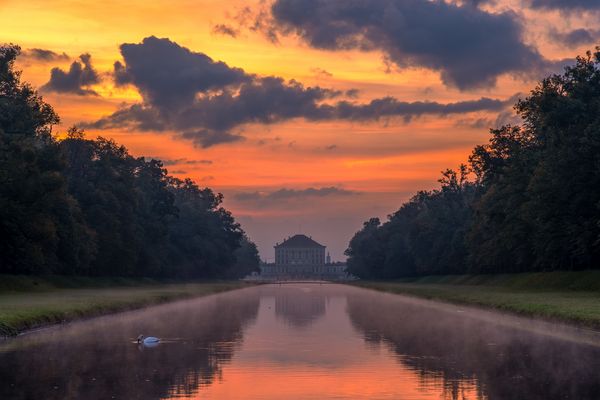Sonnenaufgang im Schlosspark...