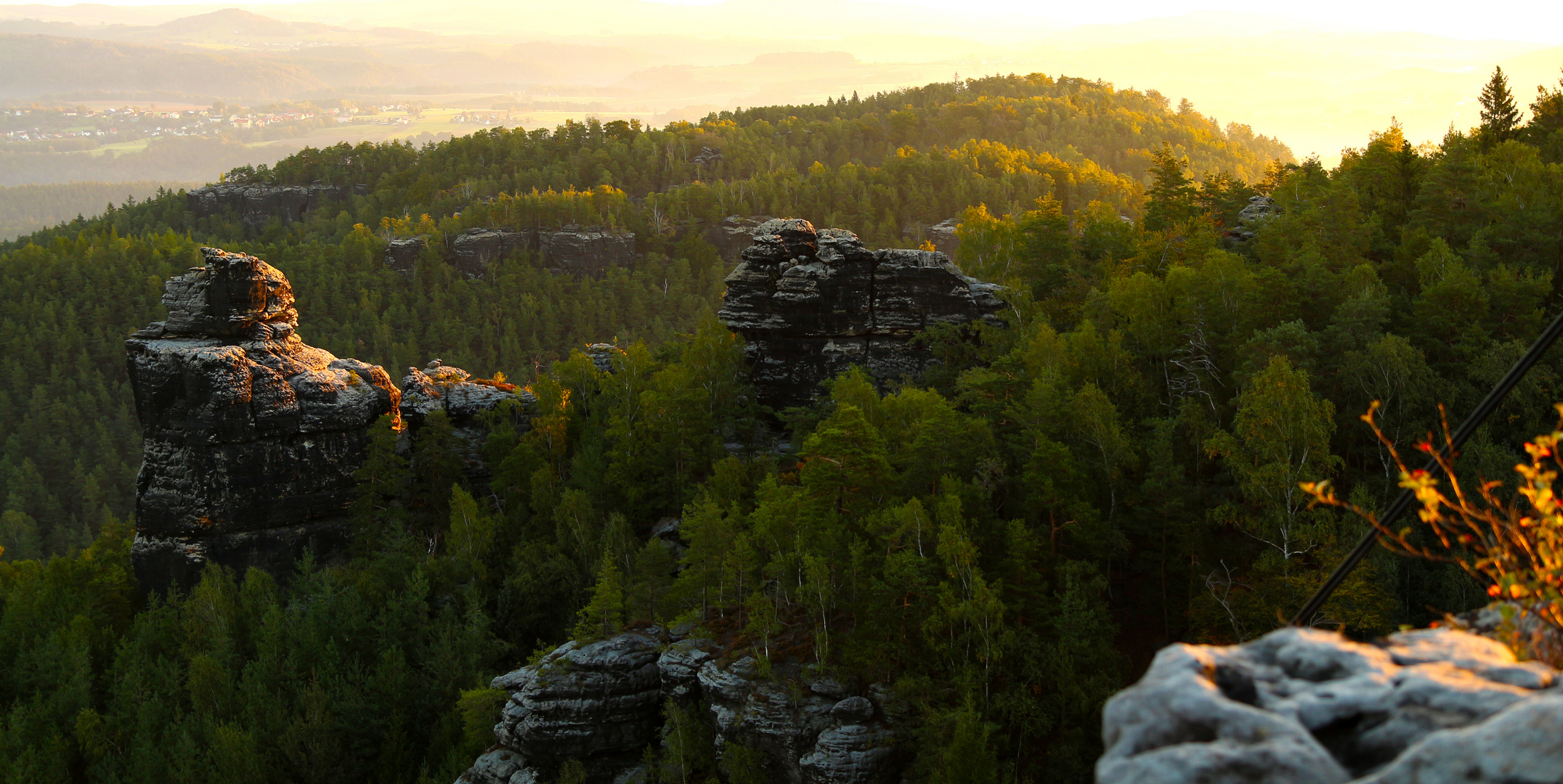 Sonnenaufgang im September auf dem Papststein