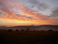 Sonnenaufgang im Trifelsland