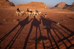 Sonnenaufgang im Wadi Rum