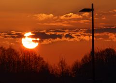 Sonnenaufgang im Wassergarten Reden 2