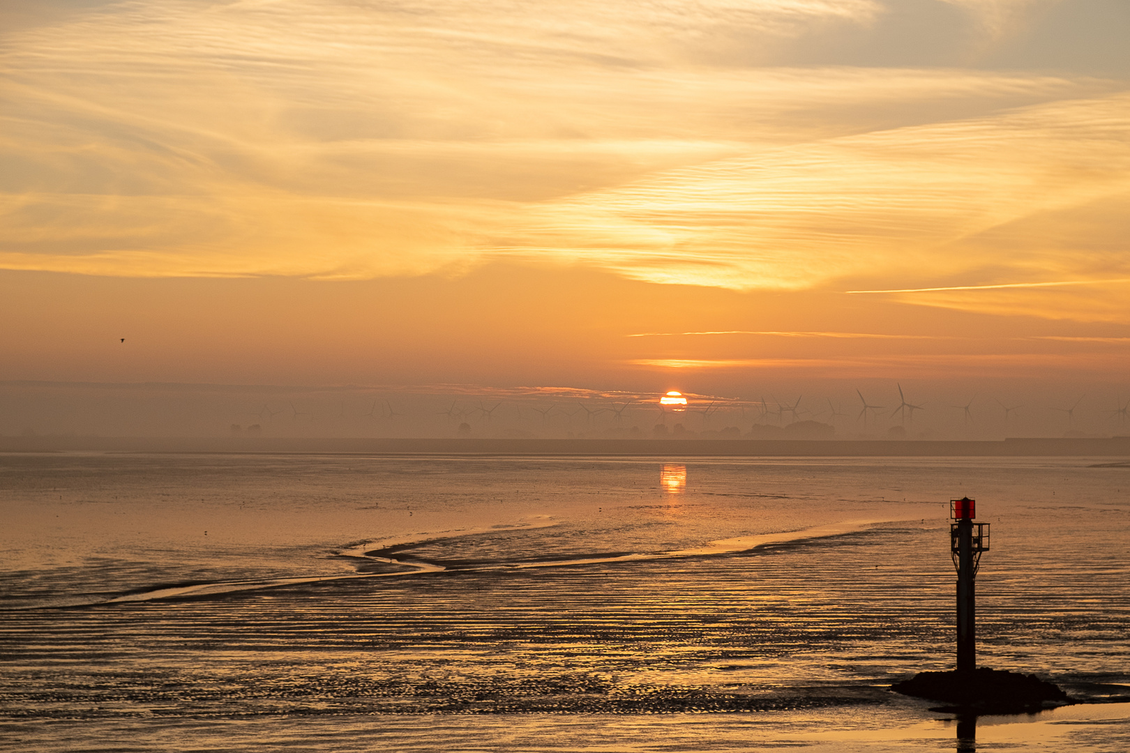 Sonnenaufgang im Wattenmeer