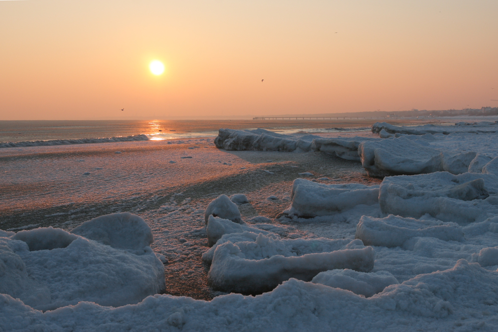 Sonnenaufgang im Winter