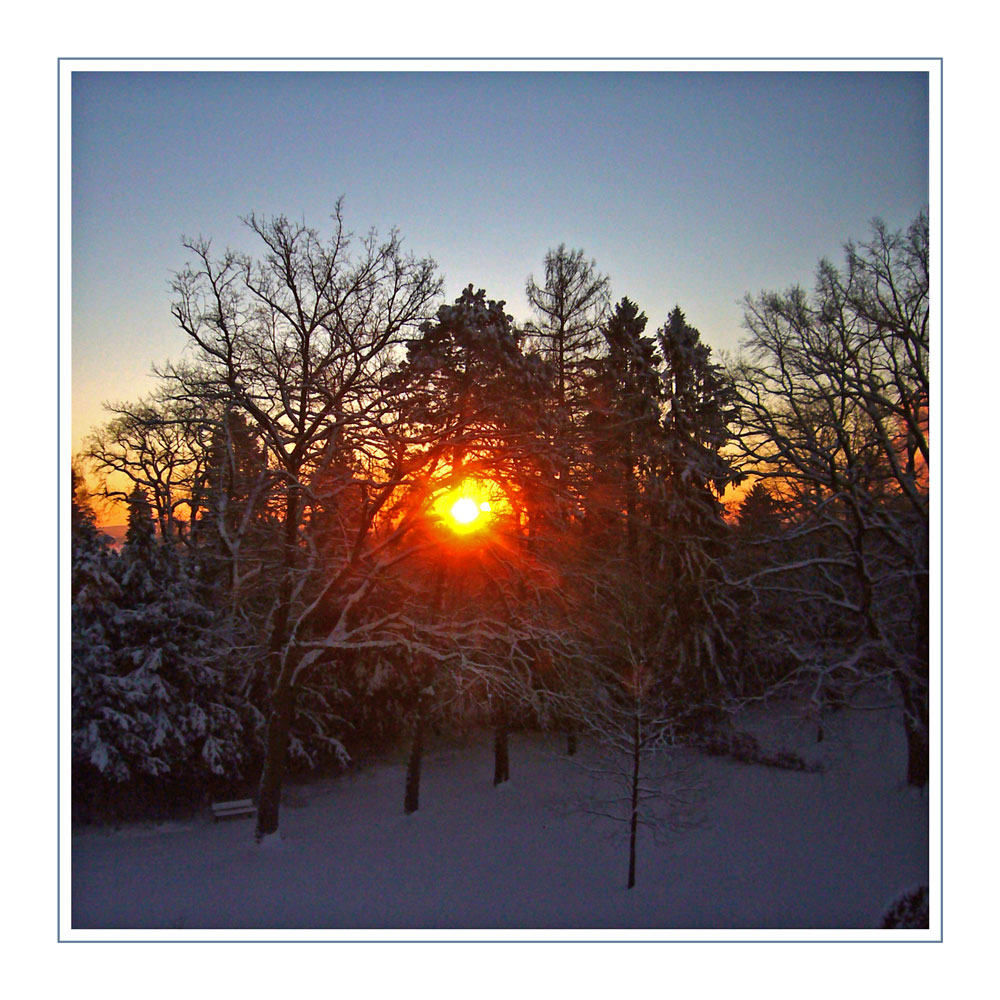 Sonnenaufgang im Winter