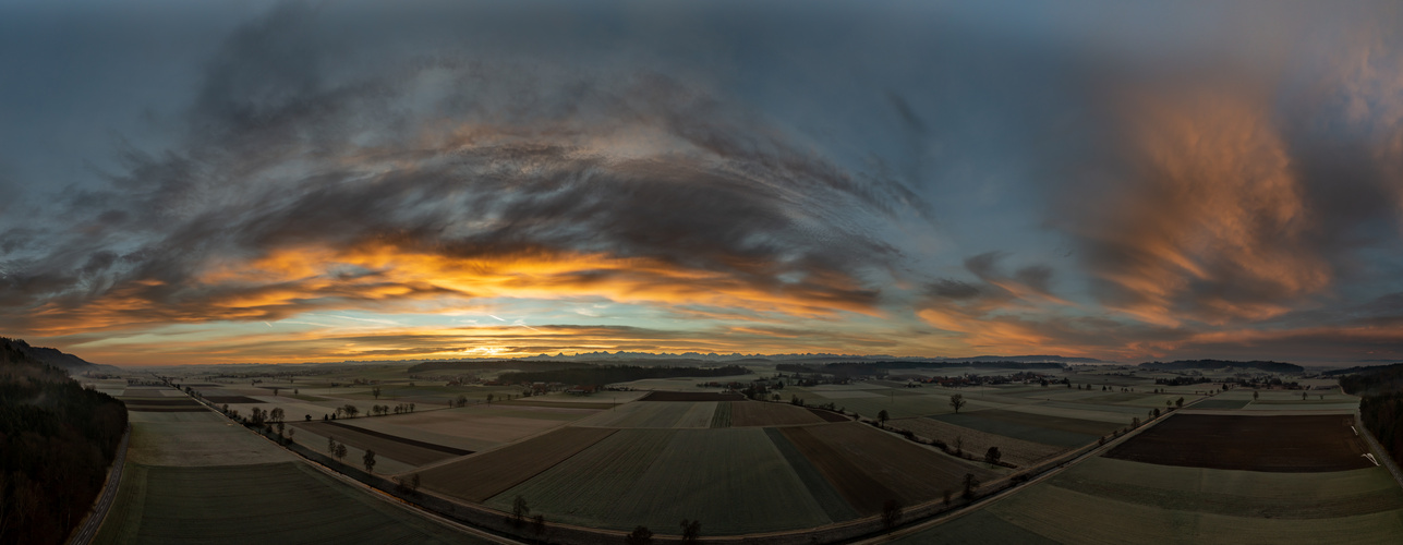 Sonnenaufgang im Winter