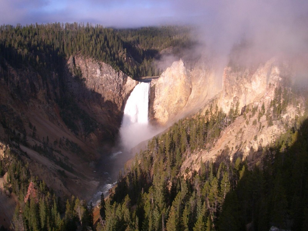 Sonnenaufgang im Yellowstone