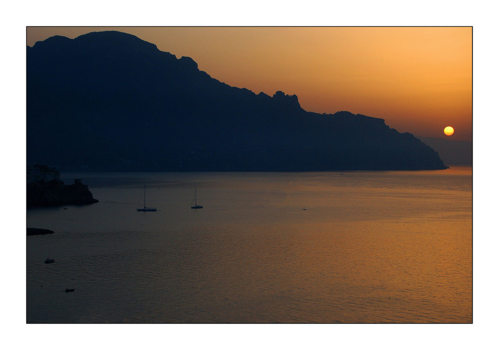 Sonnenaufgang in Amalfi