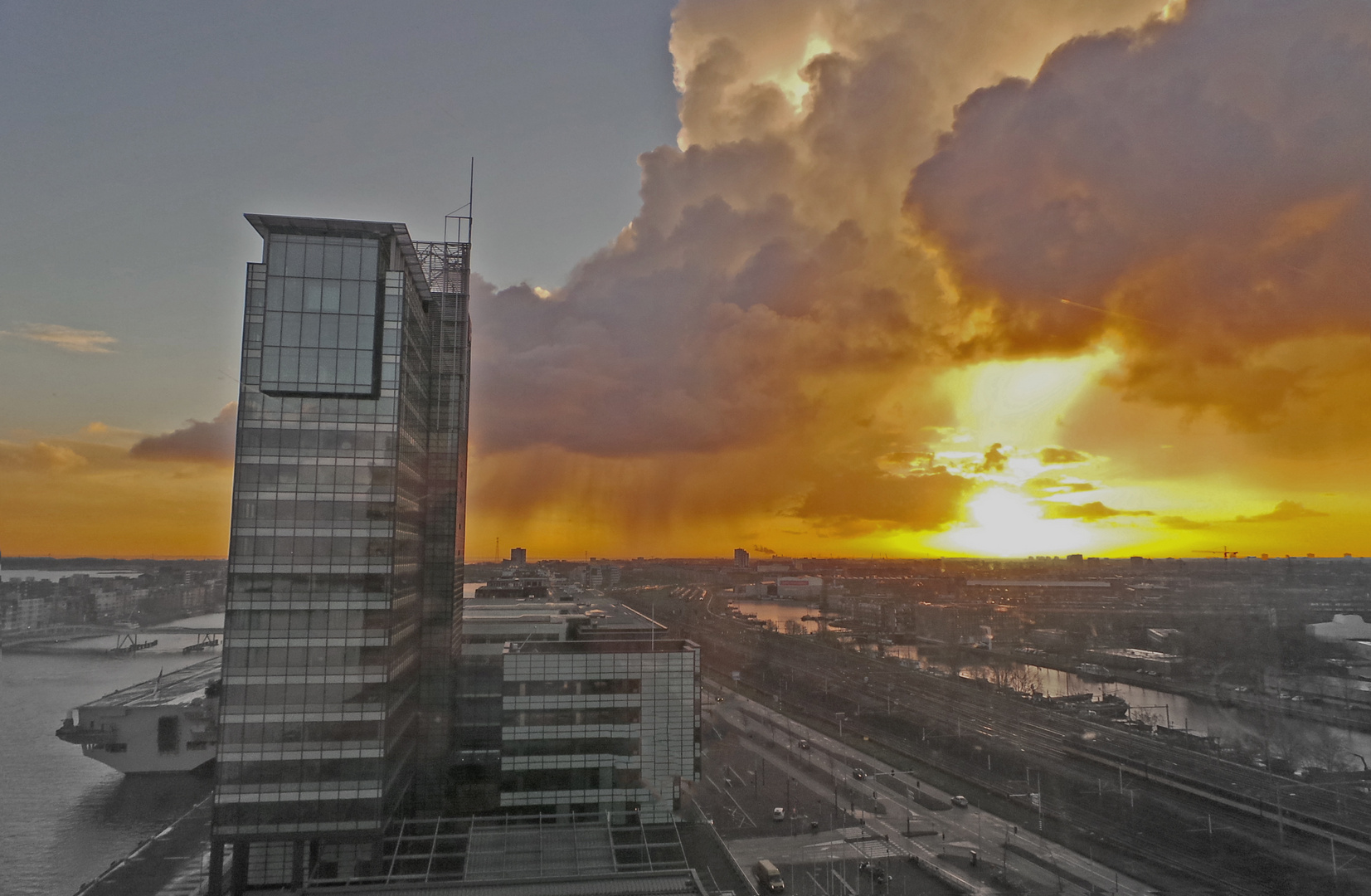 Sonnenaufgang in Amsterdam