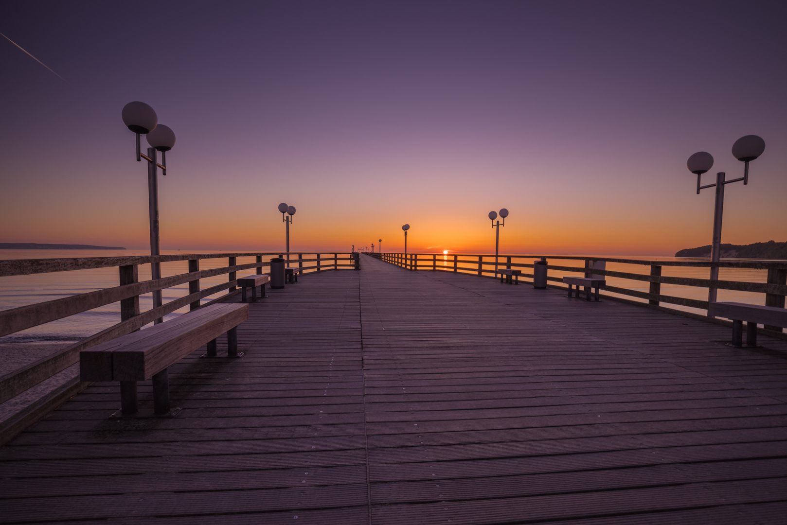 Sonnenaufgang in Binz an der Seebrücke 