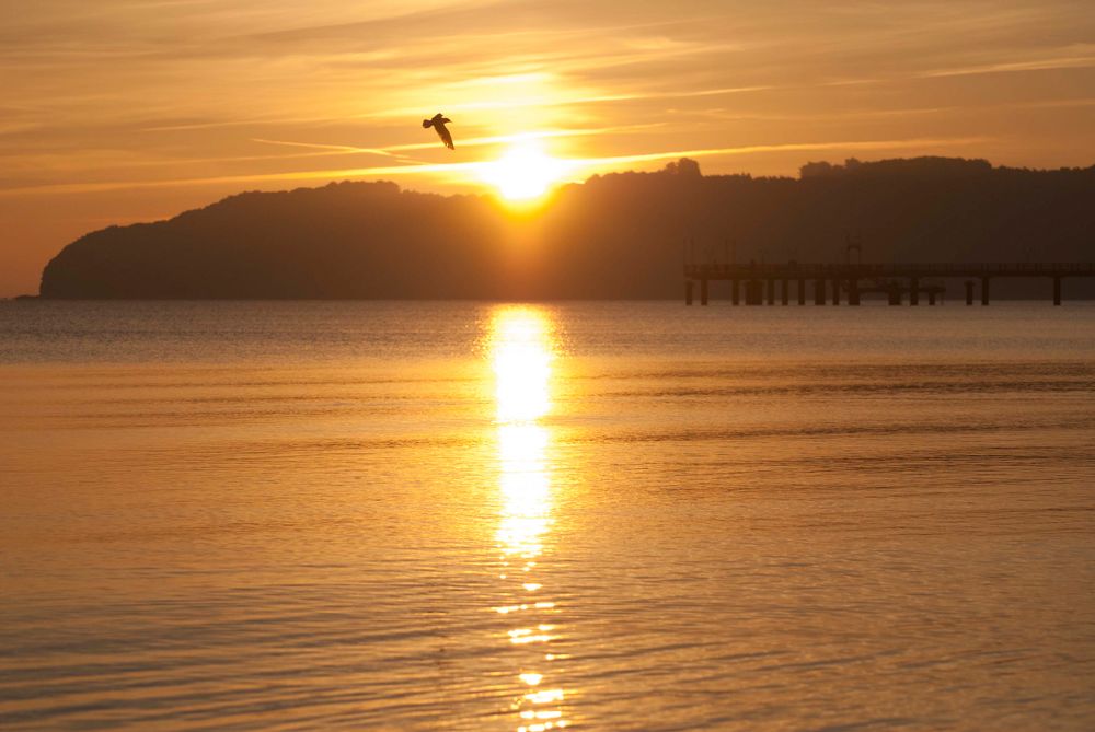 Sonnenaufgang in Binz bei der Seebrücke