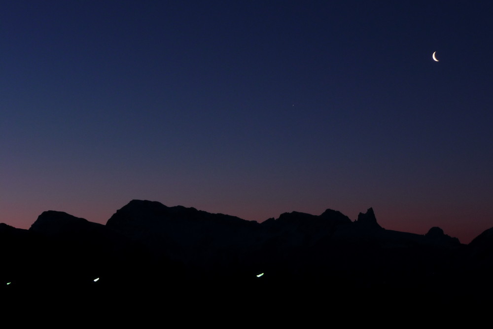 Sonnenaufgang in den Bergen