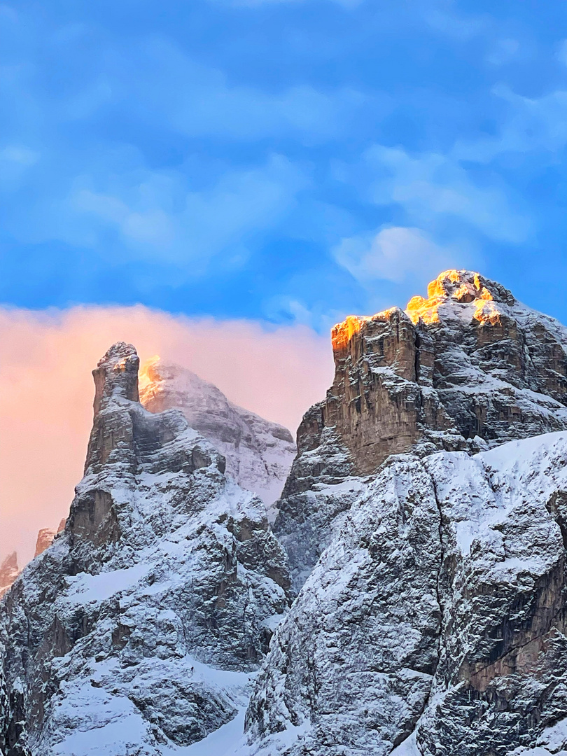 Sonnenaufgang in den Dolomiten