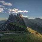 Sonnenaufgang in den Dolomiten - Seceda 2500