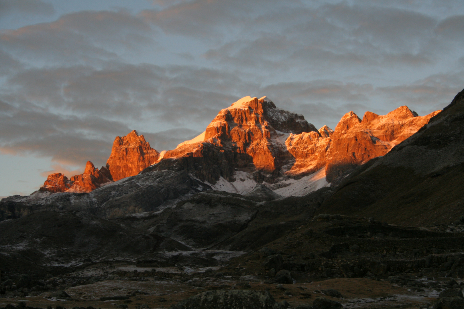 Sonnenaufgang in der Cordillera Huayhuash